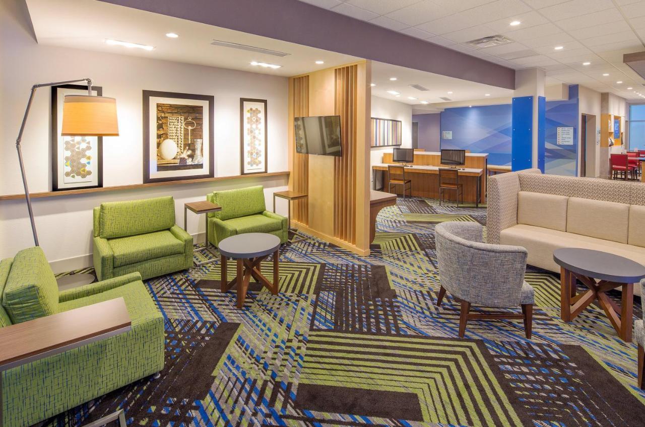 Holiday Inn Express & Suites - Indianapolis Nw - Zionsville By Ihg Whitestown Exterior photo